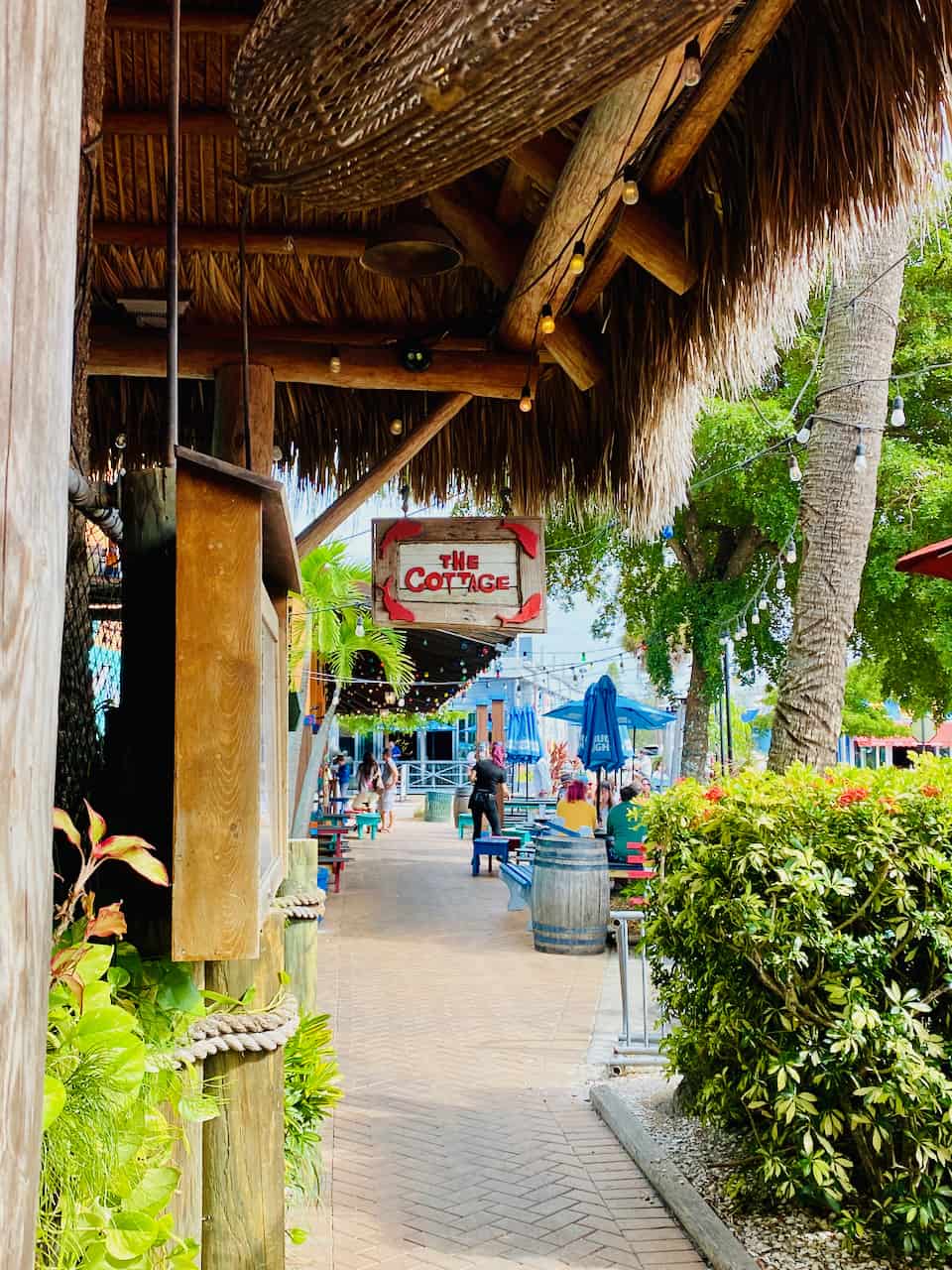 Siesta Key Village Guide to Best Restaurants, Shops, & Fun!