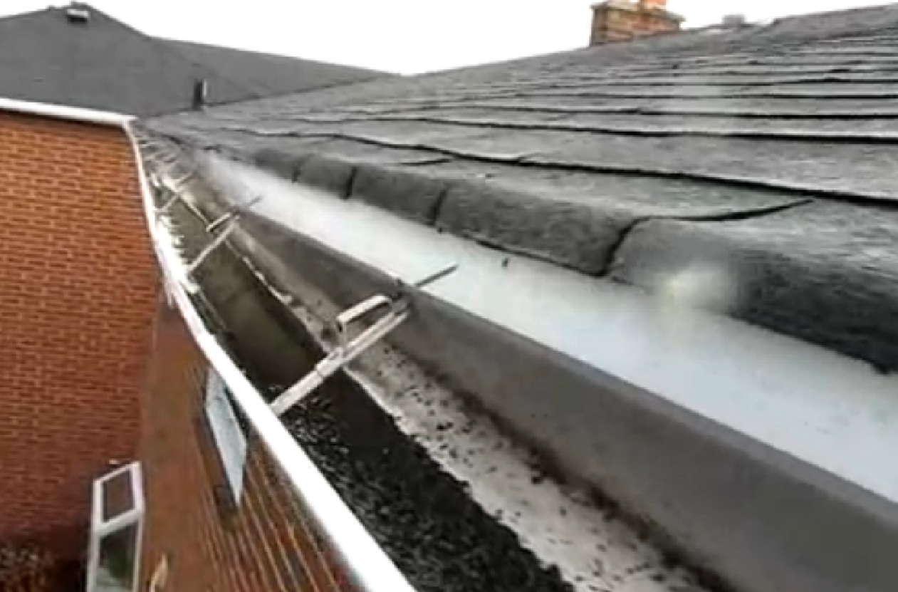 Rain gutter Repair Roofing Siding Gutter Denver CO