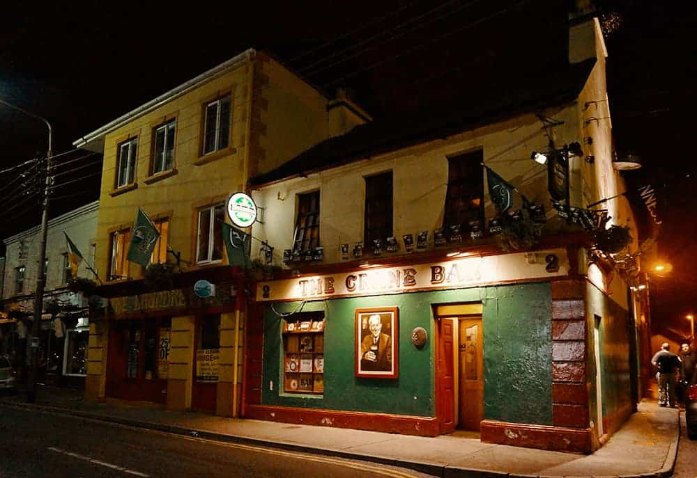 7 Best Pubs for Traditional Celtic Music in Ireland • Escape Monthly