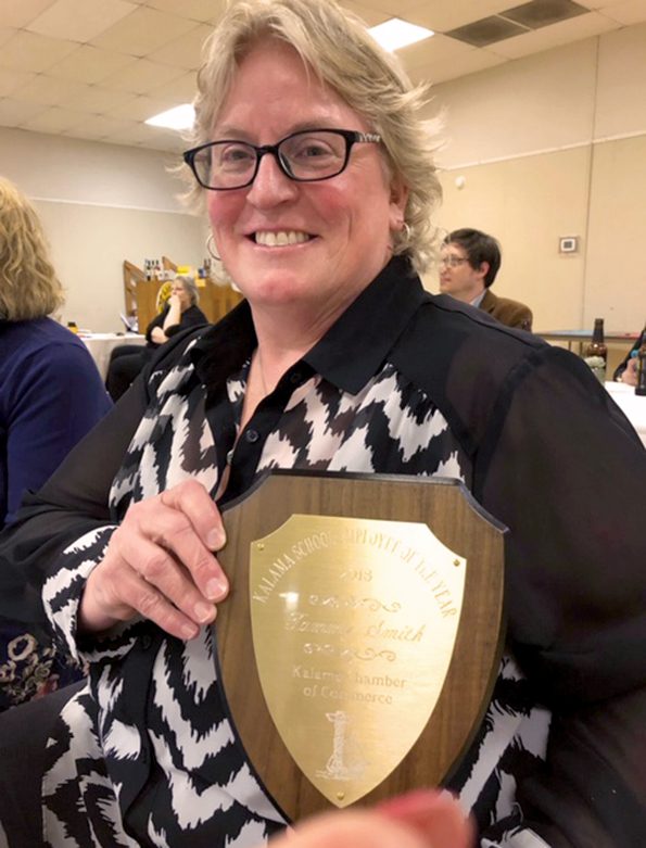 Kalama Chamber of Commerce names ESA teacher Tammy Smith Educator of