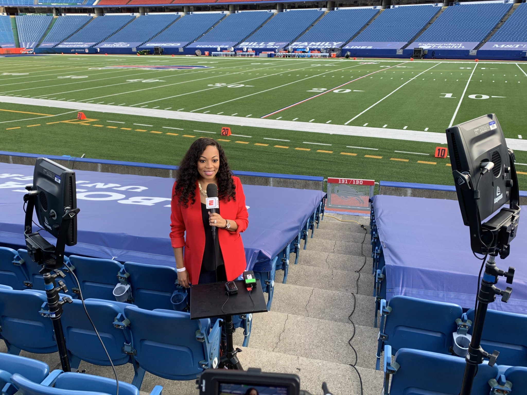 NFL Beat Week 5 Kimberley A. Martin ESPN Front Row(012)