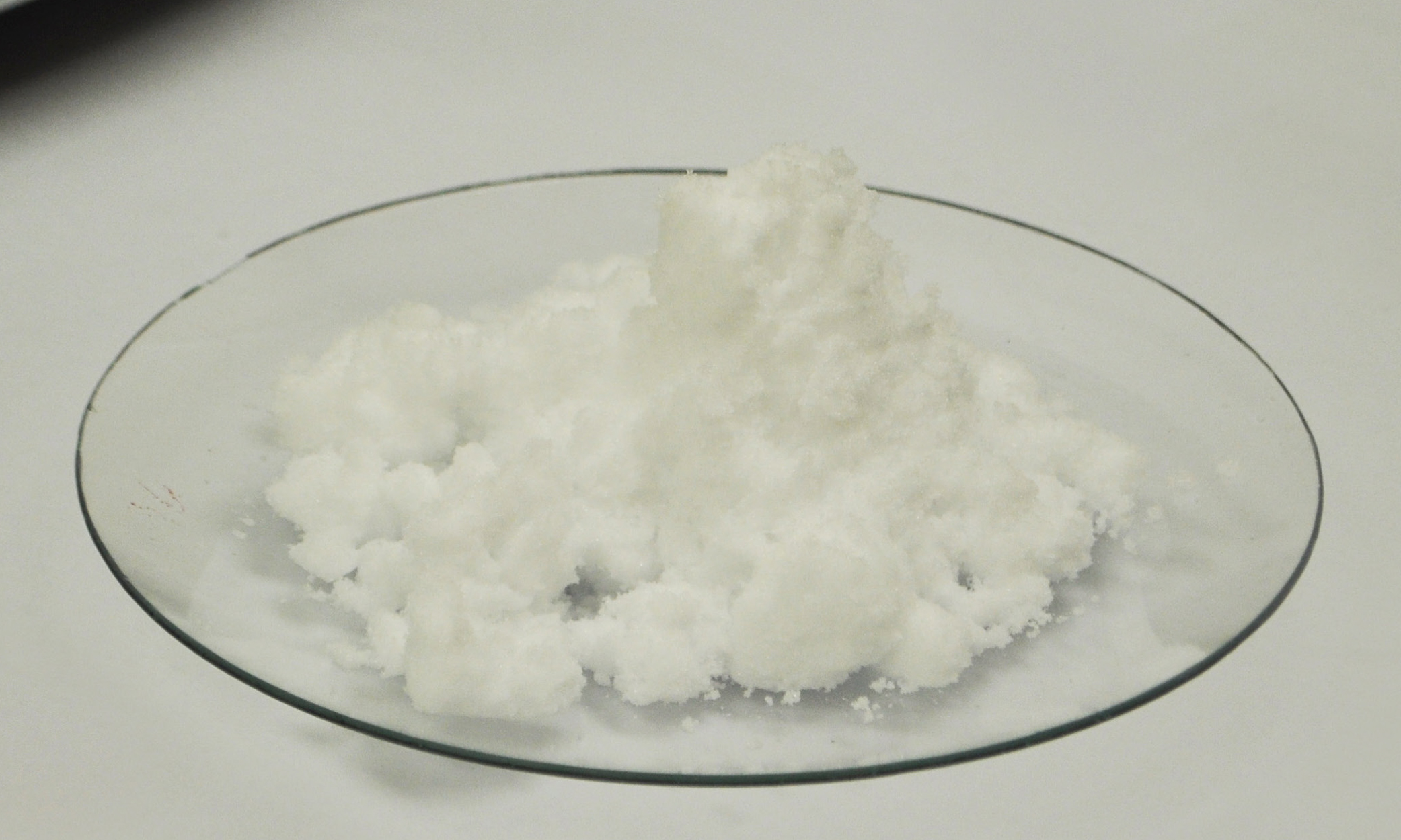 AMMONIUM ACETATE CRYSTAL Esseco UK