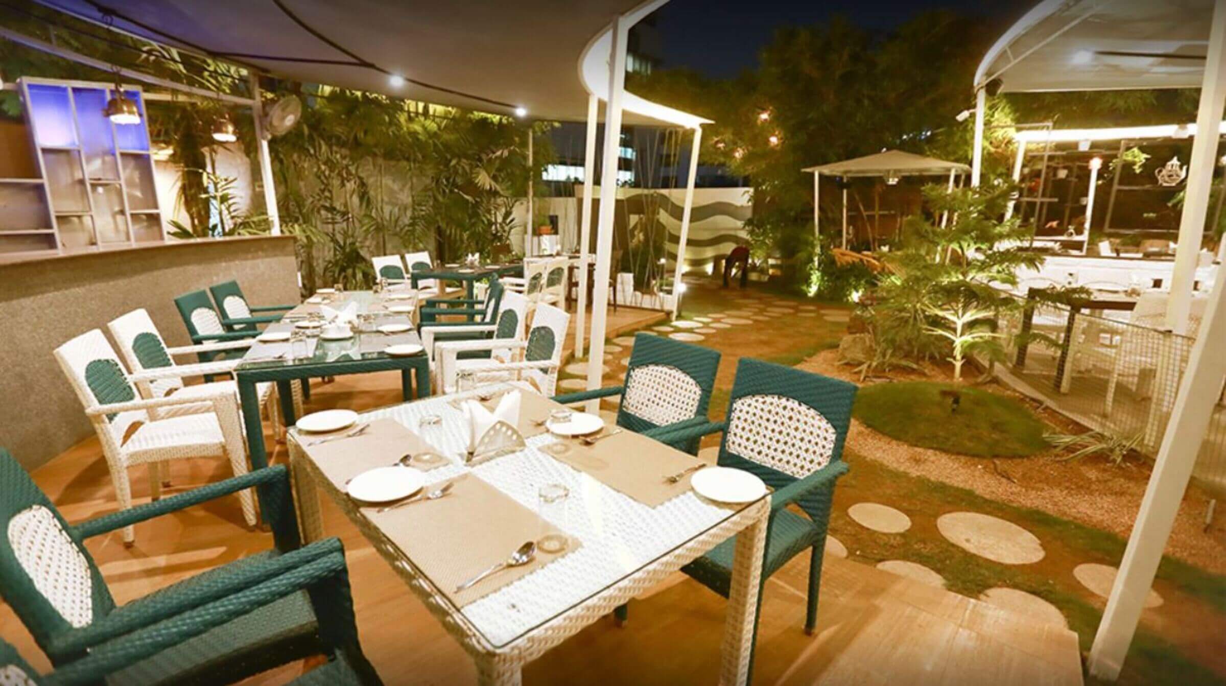 Pine & Dine EssEnn Architects