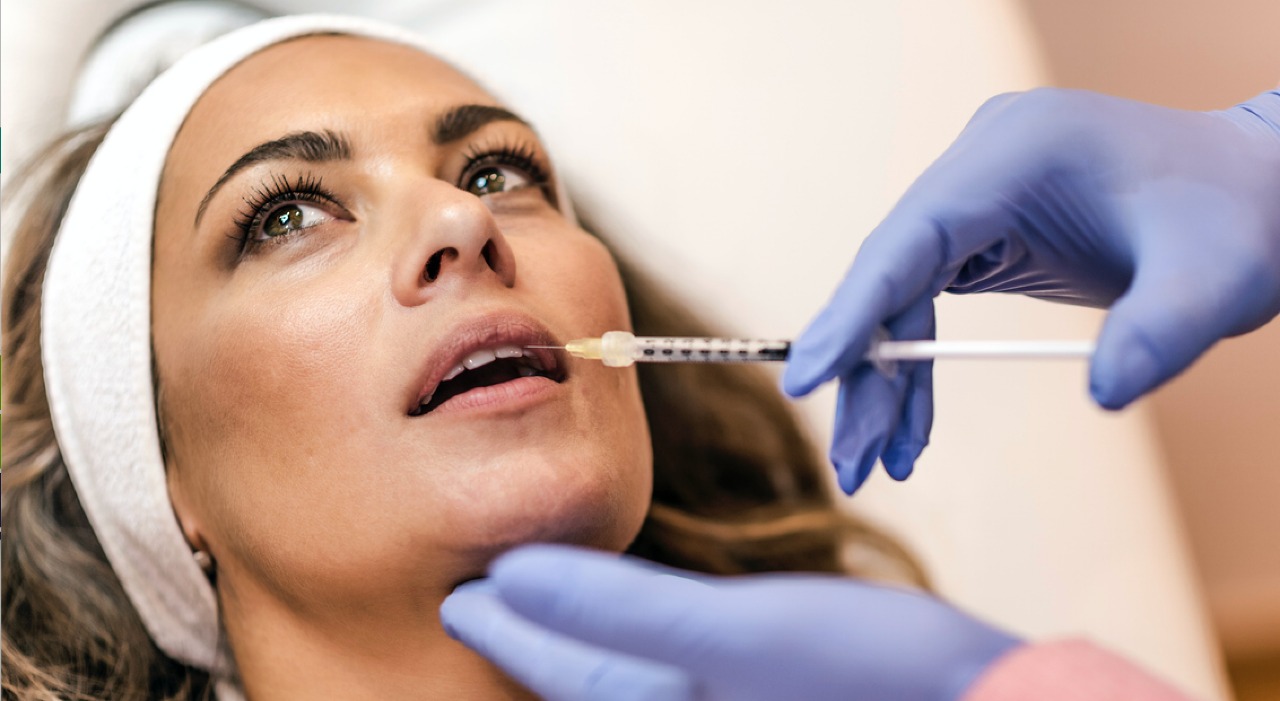 Dark Lips Treatment in Gurgaon Best Clinic for Lip Lightening