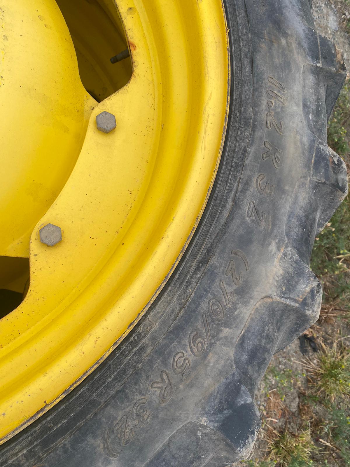 X2 11.2 R32 Alliance Tyres on john deere 8 STUD row crop rims Estrada