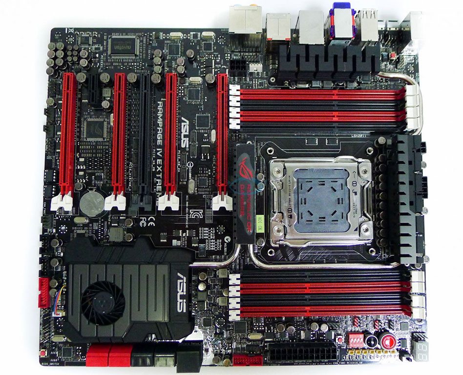 ASUS Rampage IV Extreme pictured eTeknix
