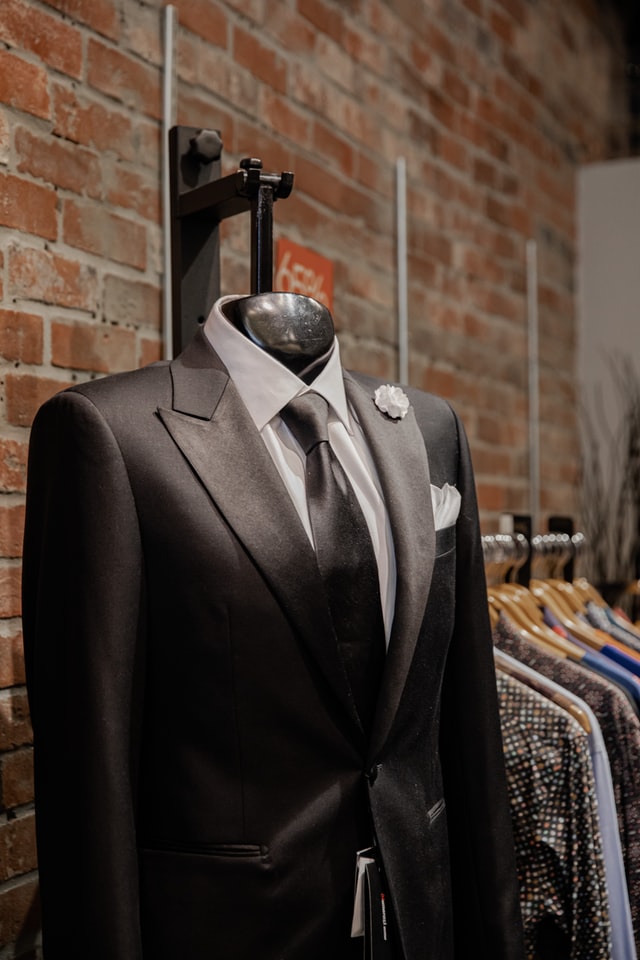 Off the Rack vs MadetoMeasure vs Bespoke Suit ethan men