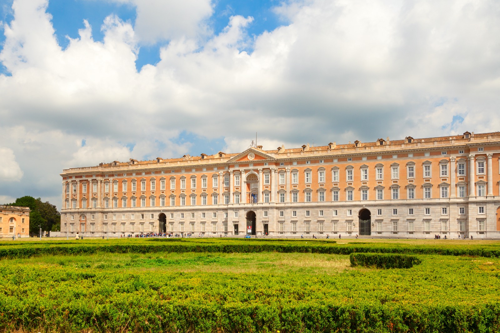 Private Tours and Transfers from Naples, Amalfi Coast and Sorrento Etindo