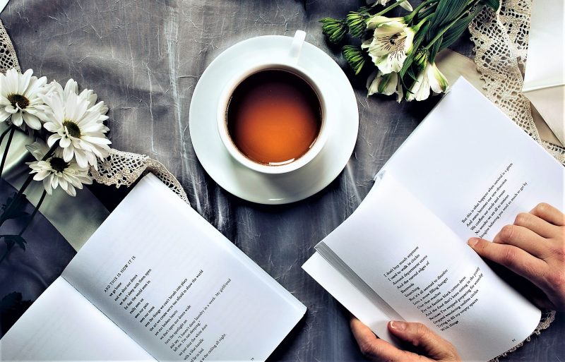 Verso Qué es, características, para qué sirve, tipos, historia