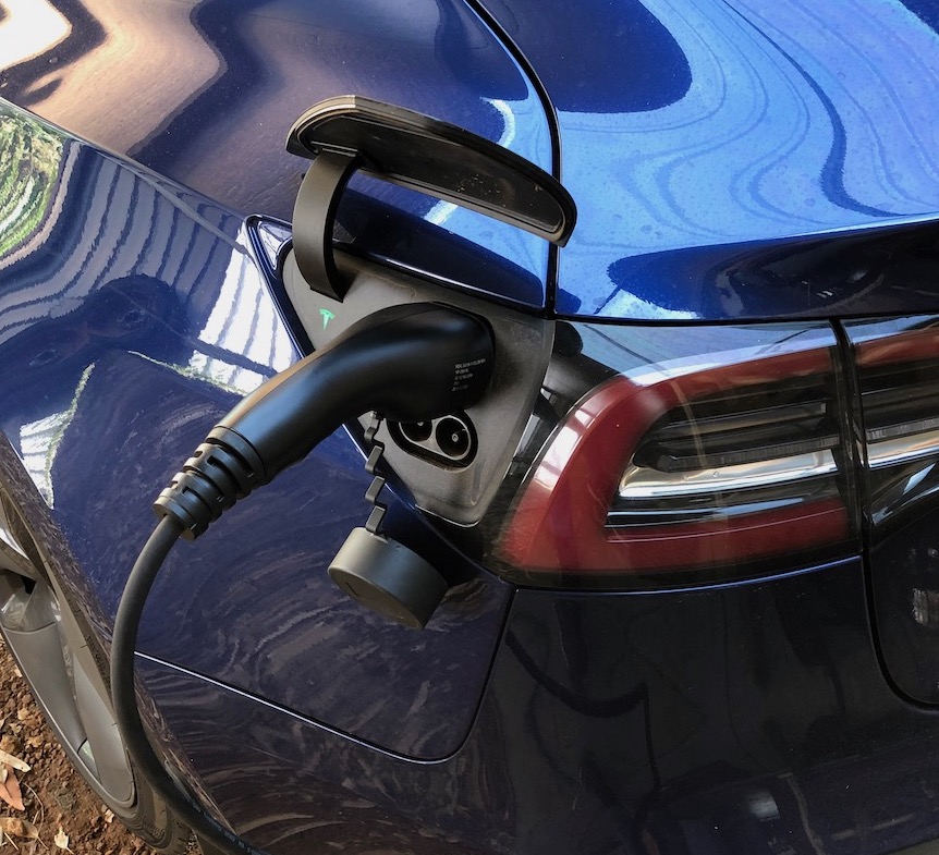 Electric Vehicle Charging Cable Type 2 Connector, 240V 13A (max) EV