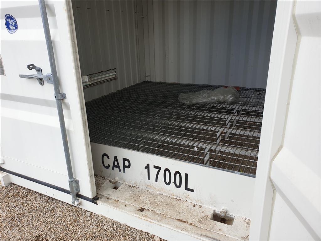 Bunded Shipping Container, 2430x2980x3000mm, ID No Rwtu6000678 Buyer