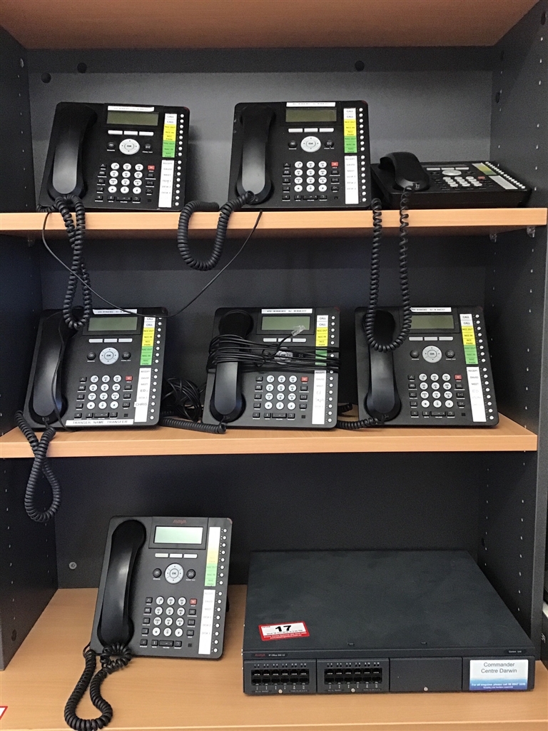 Phone System, Avaya Ip Office 500 v2 Control Unit, with 7 Handsets