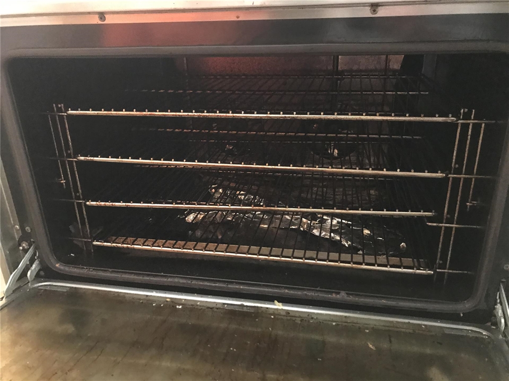Commercial Oven, Unox XF090P, 415v, Size 860x670x585mm, Buyer to Remove