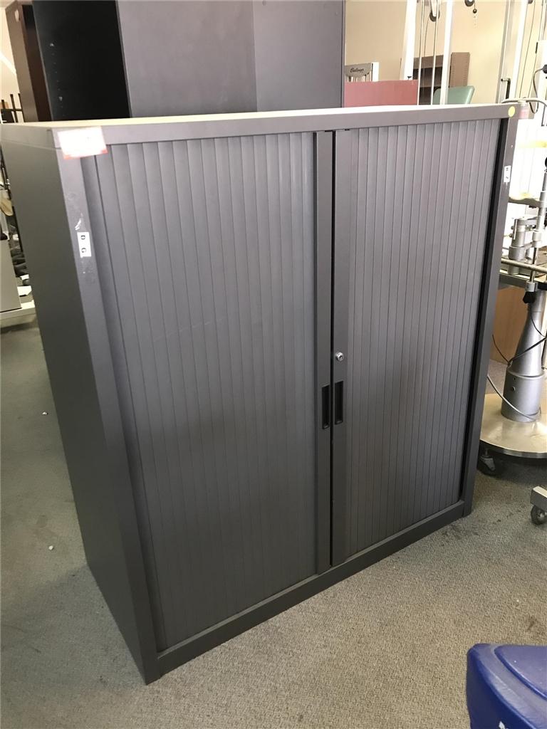 Concertina Door Stationery 1200mm X 520mm X 1330mm