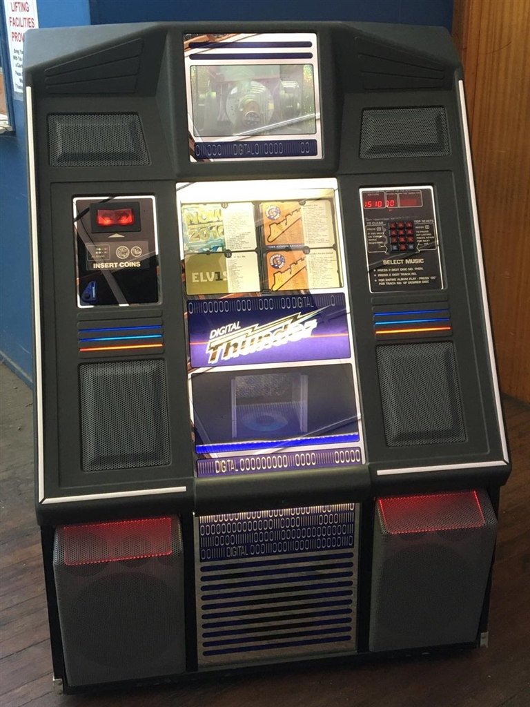 N.S.M. Digital Thunder 100 CD Jukebox