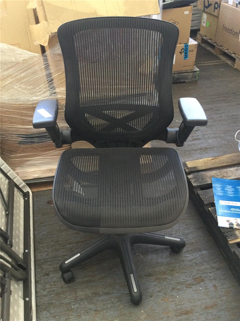 Swivel GasLift Chair Mesh back and Seat