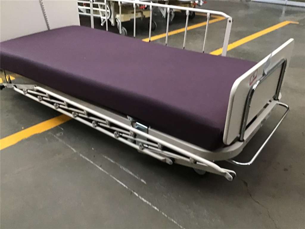 Invacare Hospita L/ Nusring Bed with Foam Mattress (Model B A S 1601