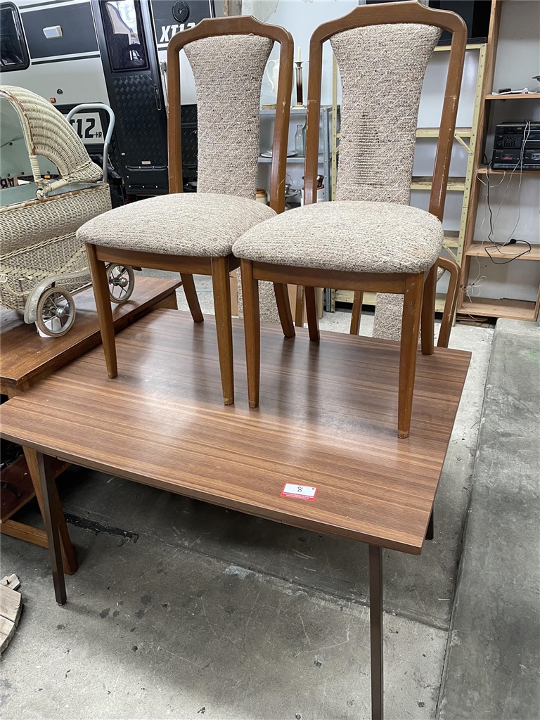 Laminex ext. Table and 4 Chairs 1200/1800 x 900mm ( Collect From