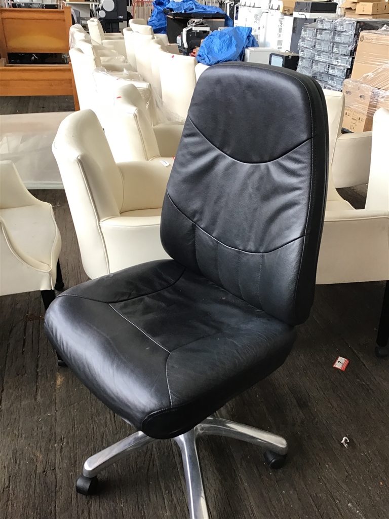 Executive High Back Leather Gas Lift Office Chair