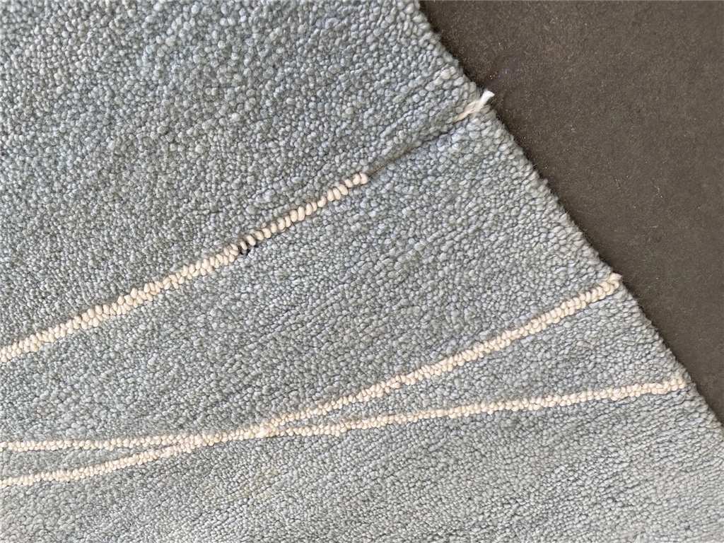 Large Felted New Zealand Wool Carpet. Requires Cleaning. 4000 X 3000