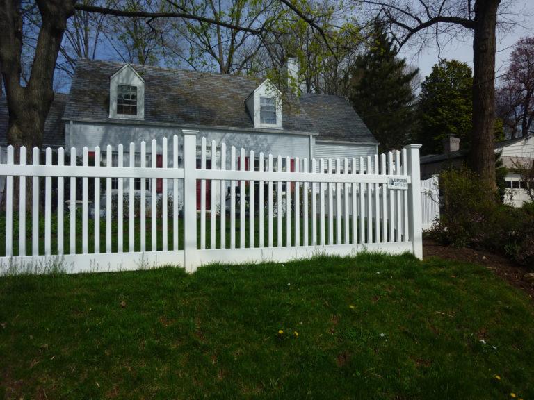 Fences and Property Lines A Guide to Maryland Fence Laws