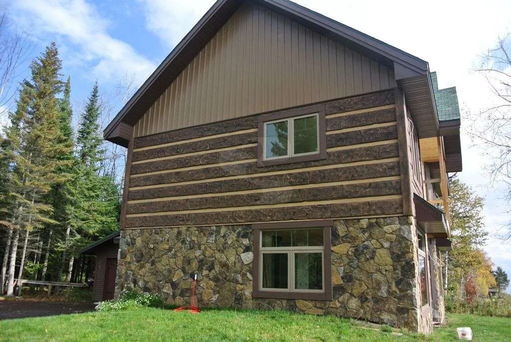 Two Harbors, Minnesota Residence EverLog® Systems