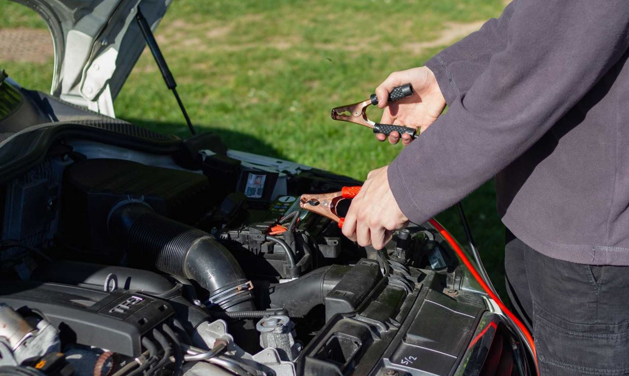 Jump Start Your Car Battery A Simple Guide For Beginners Skokový