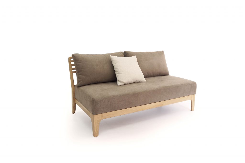 basic sofa everydaystudio