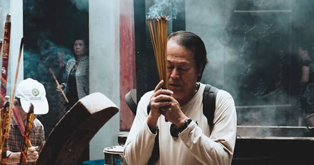 5 Major Religions Of The World How Each Describes God