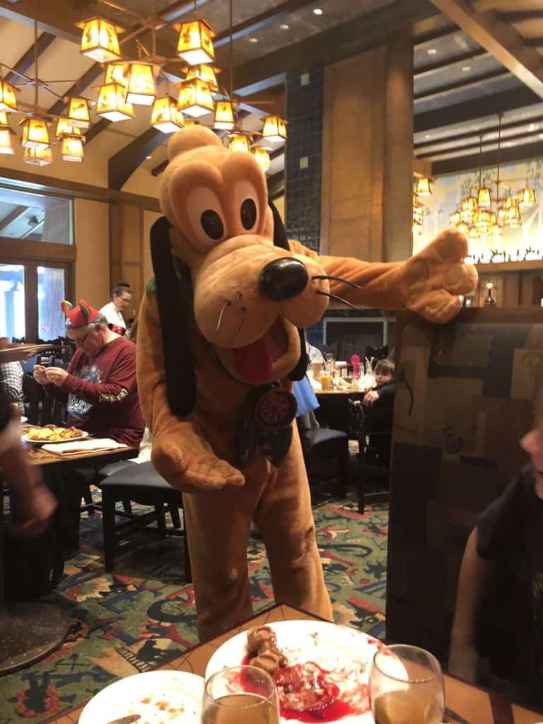 Disneyland Character Dining 2020 EverythingMouse Guide To Disney