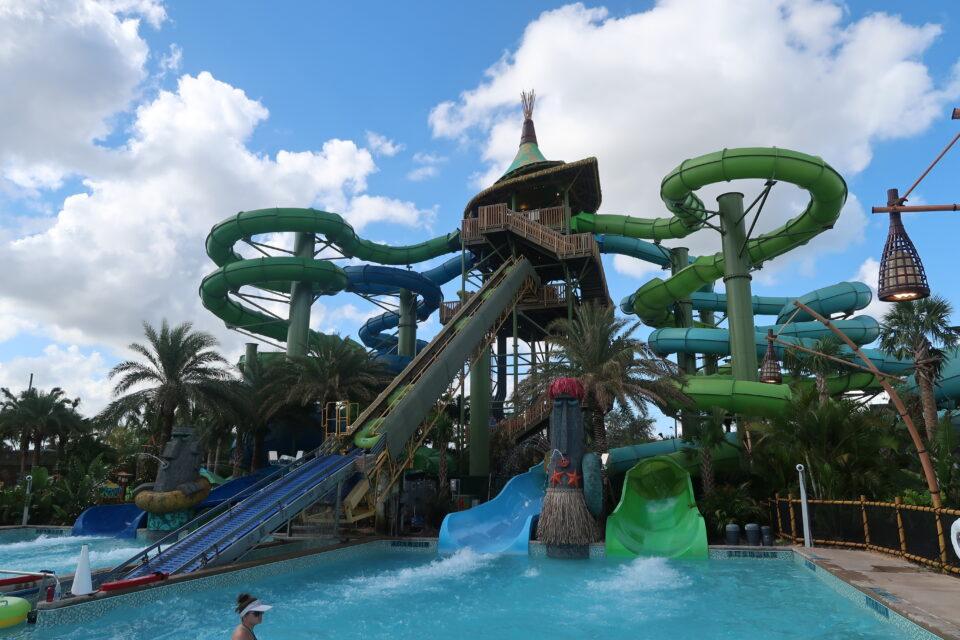 Can You Bring Food to Universal Studios? How to Save Money Without