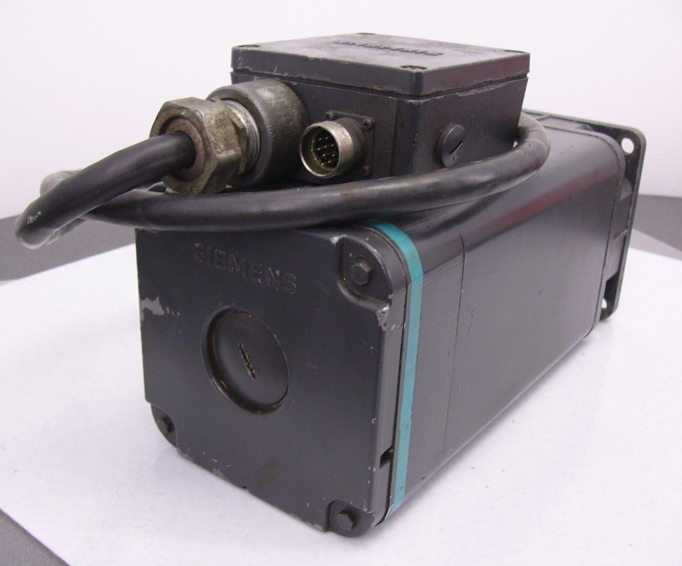 Remanufactured Siemens Servo Motor 1" Keyed Shaft Unknown Specs, B15