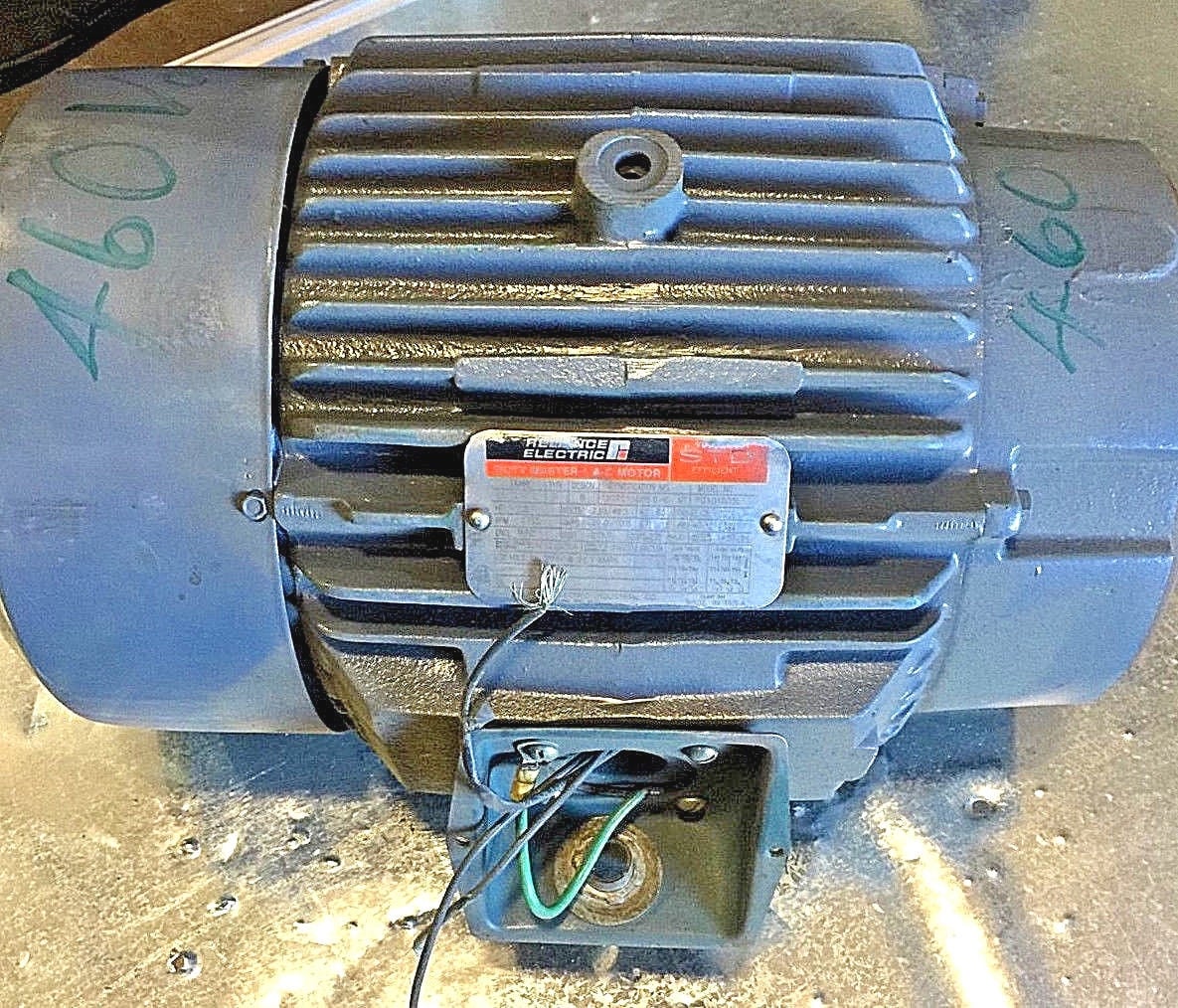 RELIANCE ELECTRIC P21G1005L 3 PH MOTOR 7.5 HP, 210TC FRAME 230/460 VAC (P7)