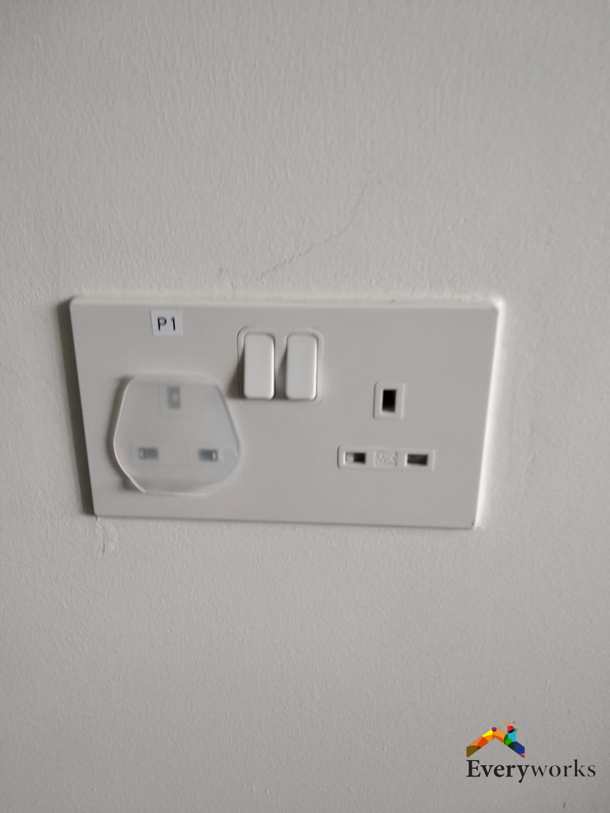 Replace Single & Double Gang Power Socket Electrician Singapore Condo