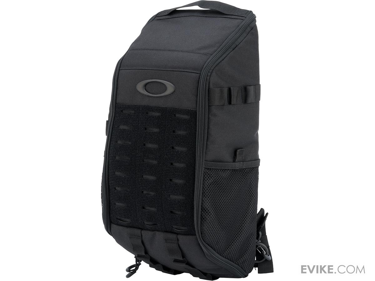 Oakley Extractor Sling Pack 2.0 (Color Blackout), Tactical Gear