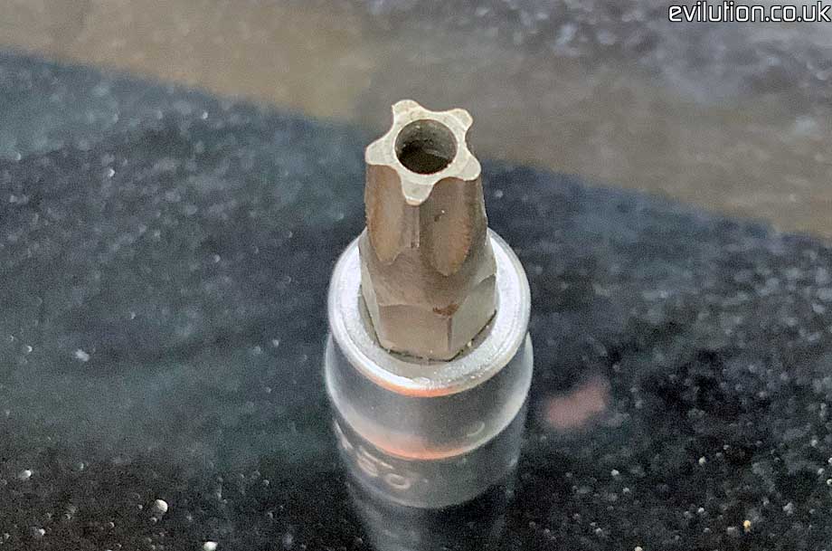 SE Drive (Gear Stick) Removal Evilution