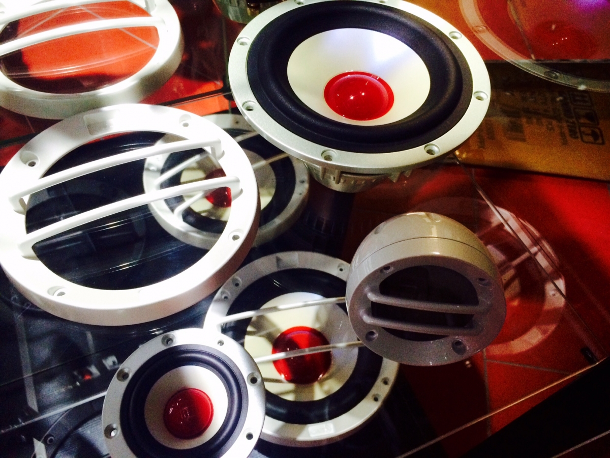 EVOLUTION CAR AUDIO ECA d.o.o.