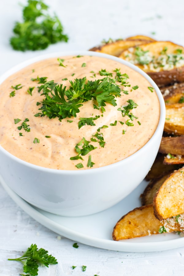 Remoulade Sauce Recipe Spicy Cajun Dip! Evolving Table