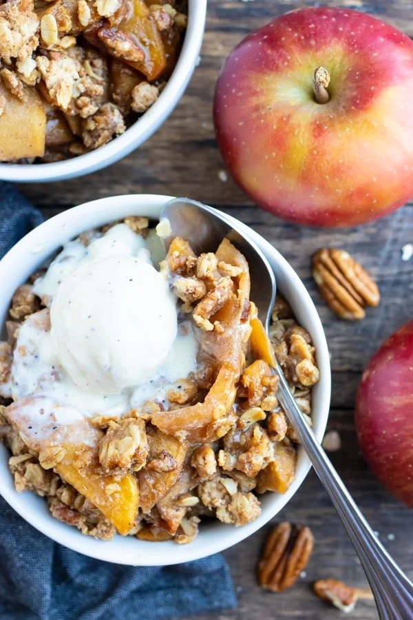 The BEST Apple Crisp Recipe GlutenFree Evolving Table
