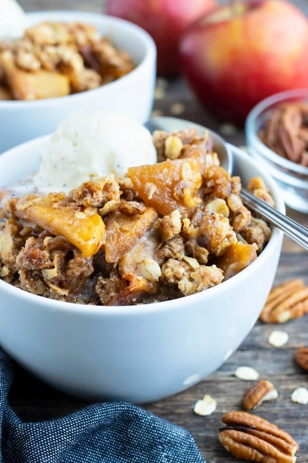 The BEST Apple Crisp Recipe GlutenFree Evolving Table