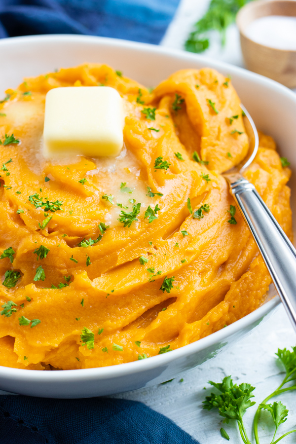 Easy Mashed Sweet Potatoes (with 3 Variations) (Sweet & Savory Options) Evolving Table