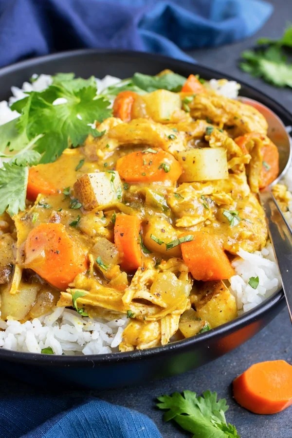 Instant Pot Yellow Chicken Curry with Potatoes & Carrots Evolving Table