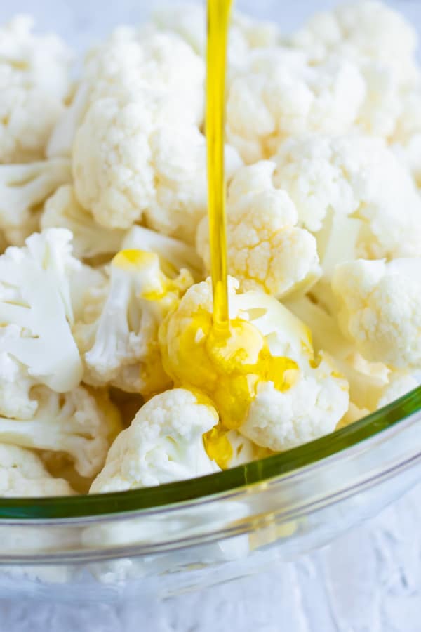 Easy OvenRoasted Cauliflower (4 Seasoning Options!) Evolving Table