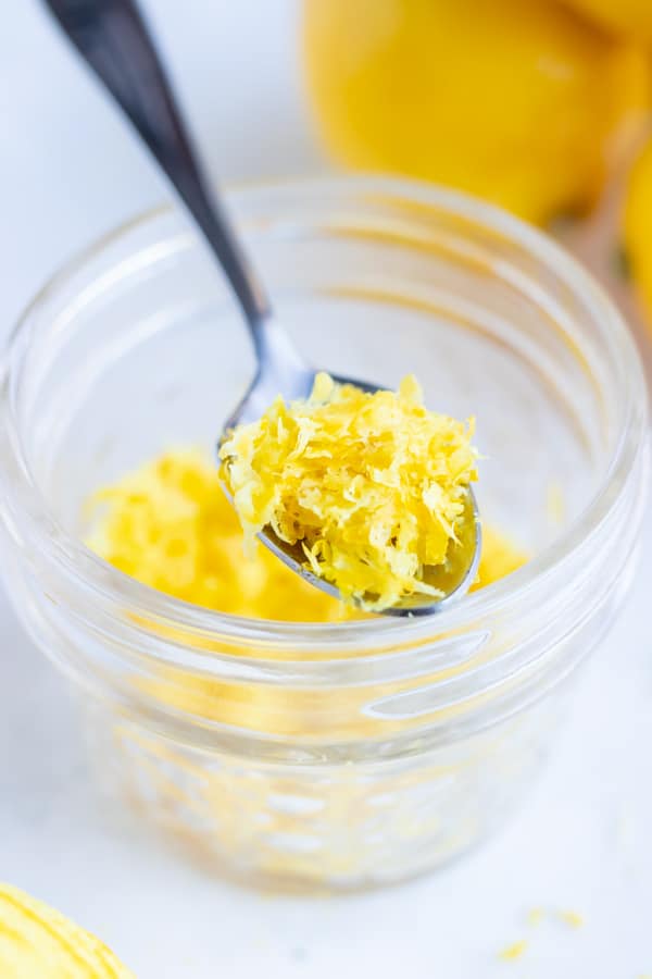 How to Zest a Lemon (5 Easy Ways!) Evolving Table