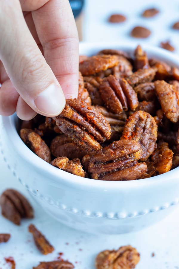 Savory Spiced Pecans with a Spicy Cajun Kick! Evolving Table