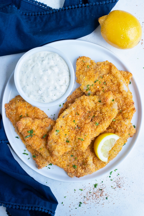 Air Fryer Fish Recipe (Golden Cornmeal Crust) Evolving Table