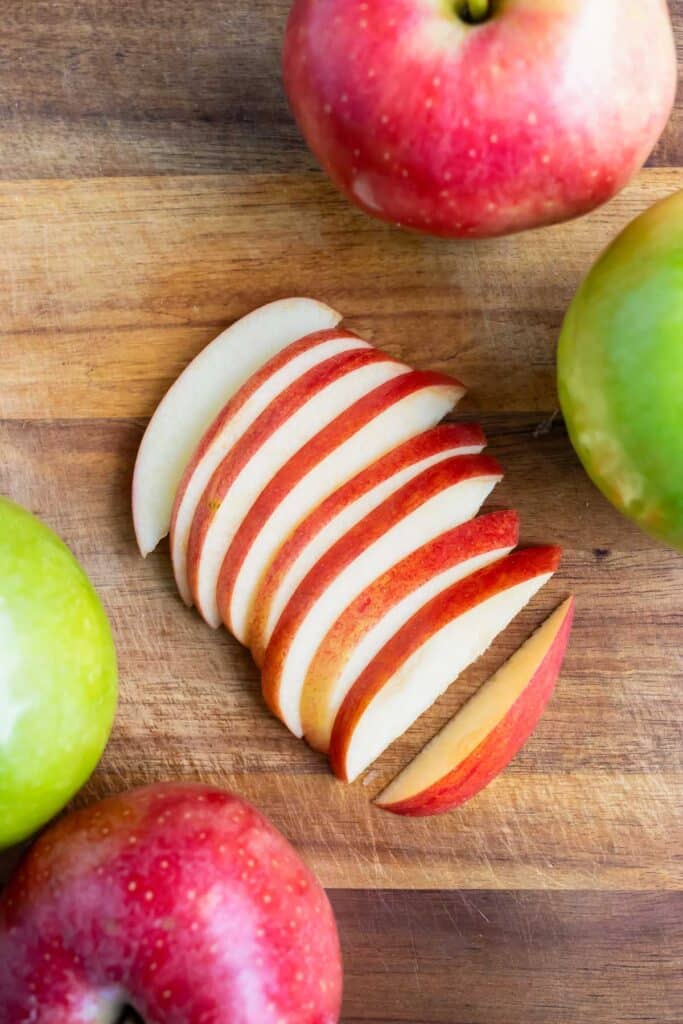 How To Cut An Apple (The Best Way!) Evolving Table