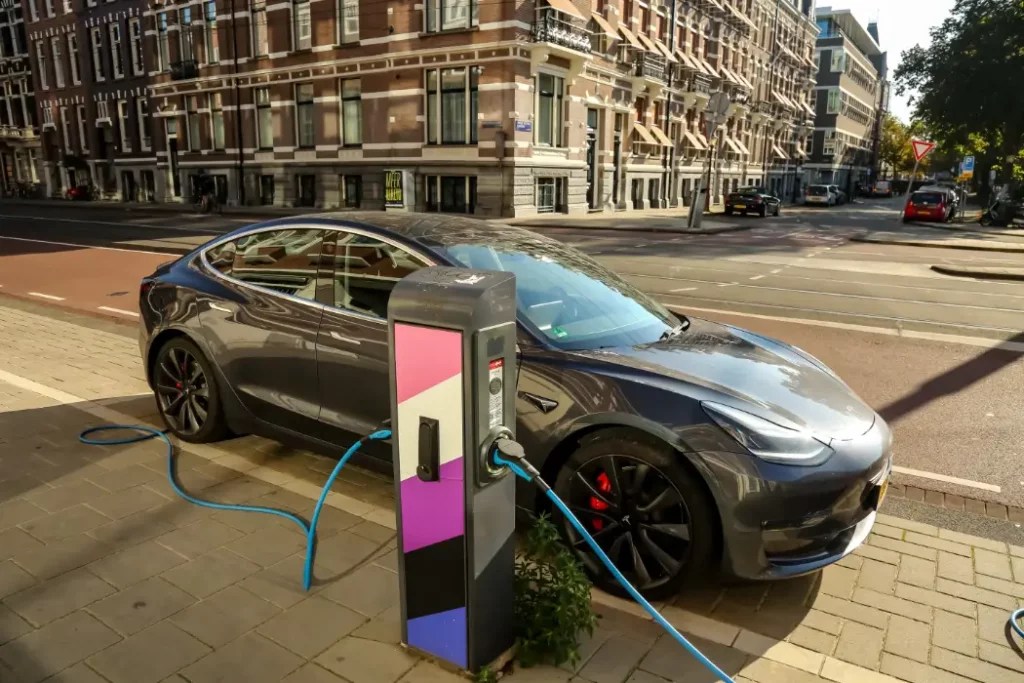 How Many Amps to Charge a Tesla for Safe and Effective Charging? Ev