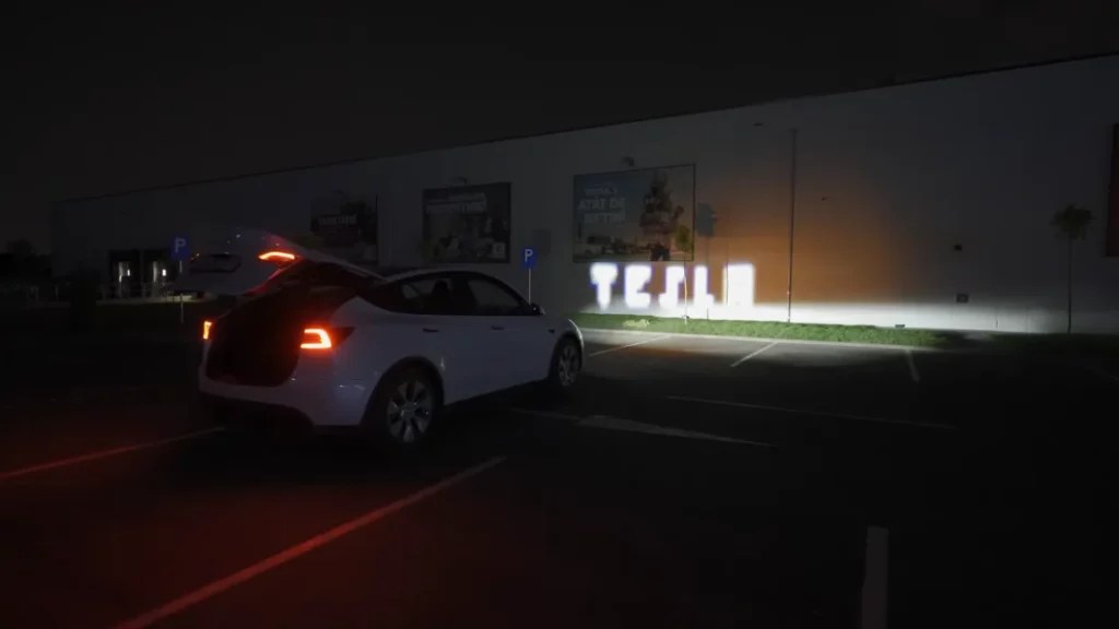 Tesla Model Y Matrix Headlights What You Should Know! Ev Seekers