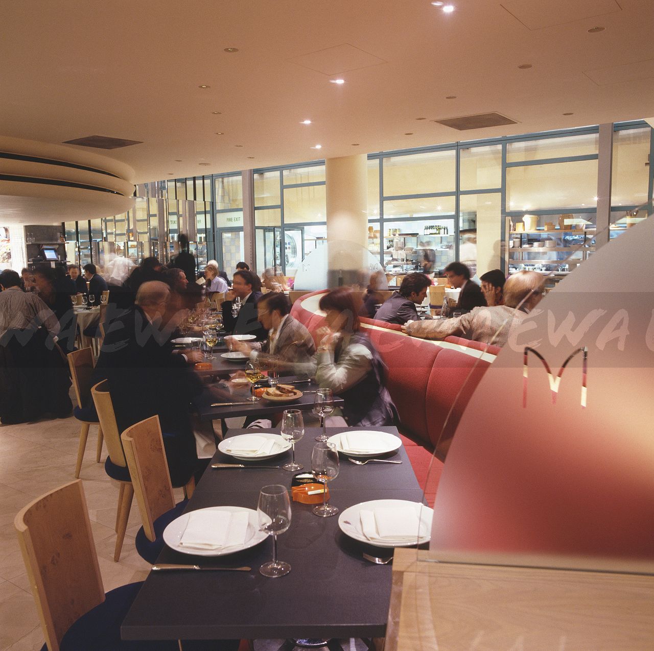 Image People dining in Mezzo designed by Terence Conran EWA Stock